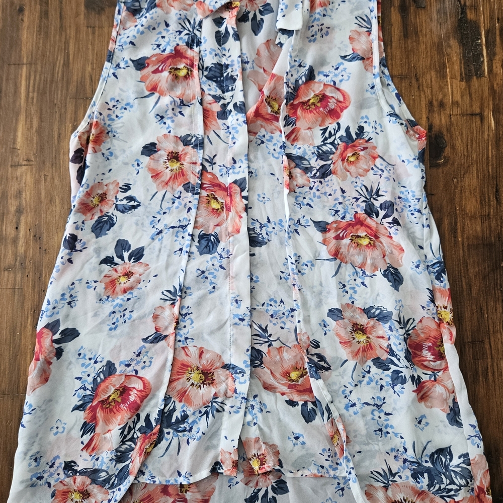Floral Sleeveless Women's Top